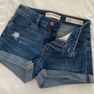 Bullhead cuffed shorts